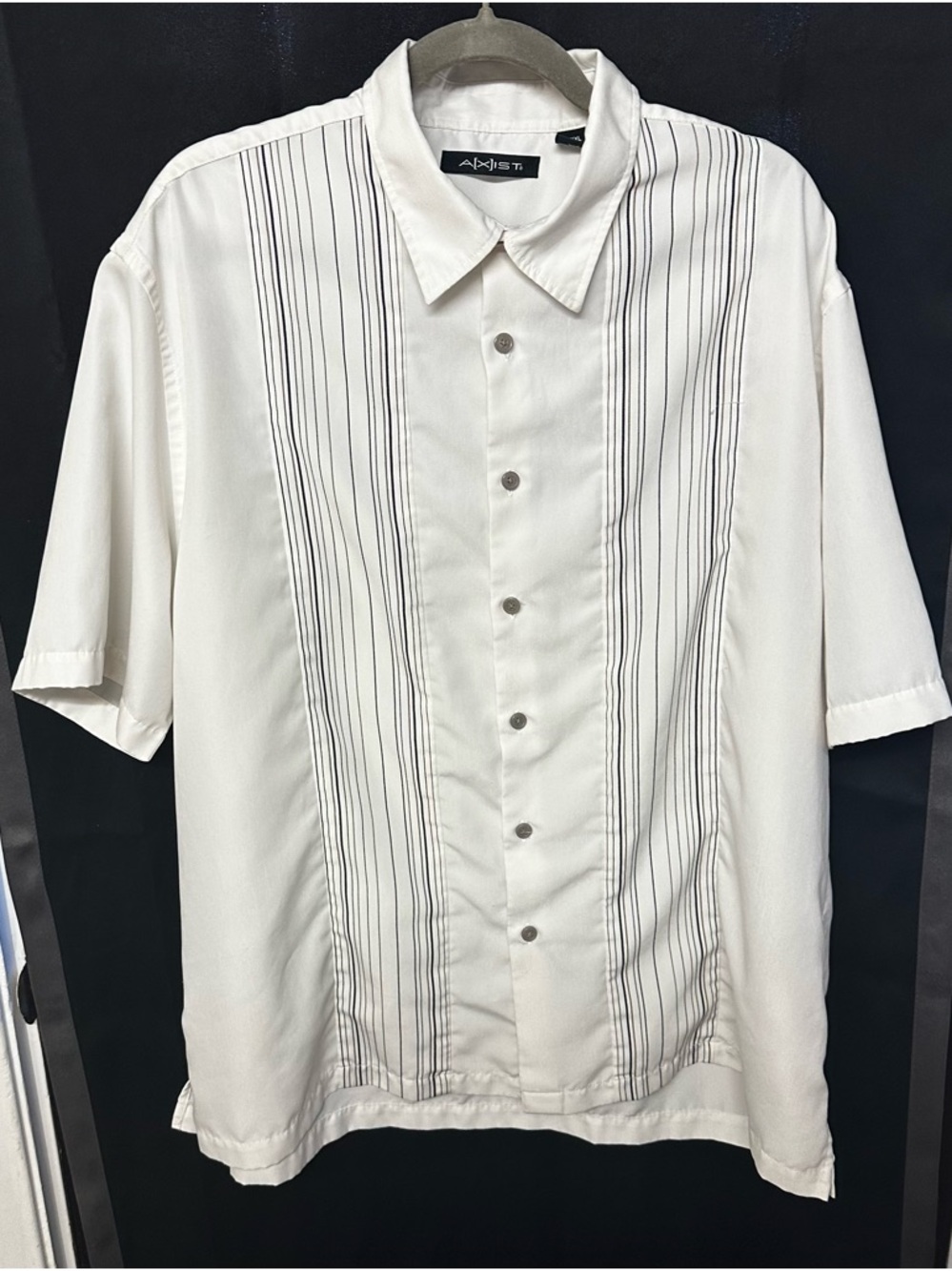 Axist White Short-Sleeve Button-Down Shirt with Black Pinstripes